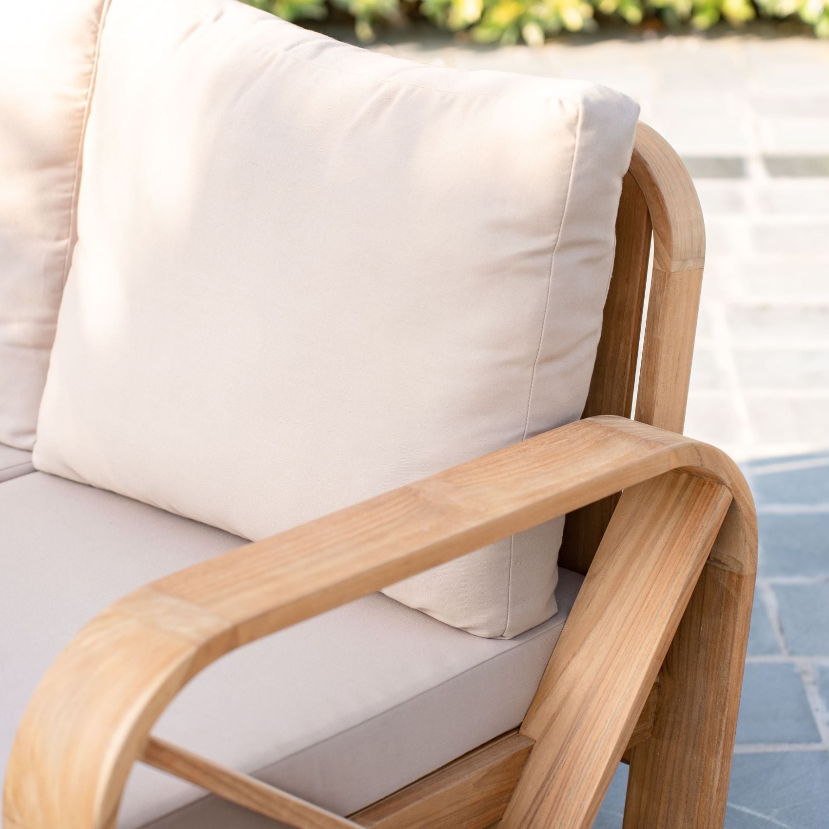 Bålamöllan – 2-seater teak lounge sofa with cushions